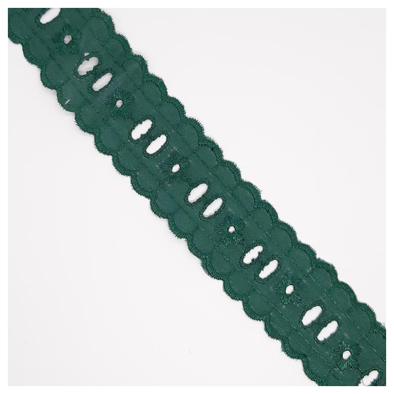 Tira bordada seda con pasacinta 2,5 cms 