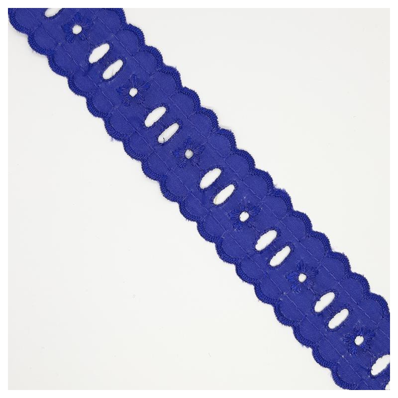 Tira bordada seda con pasacinta 2,5 cms 