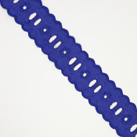 Tira bordada seda con pasacinta 2,5 cms 