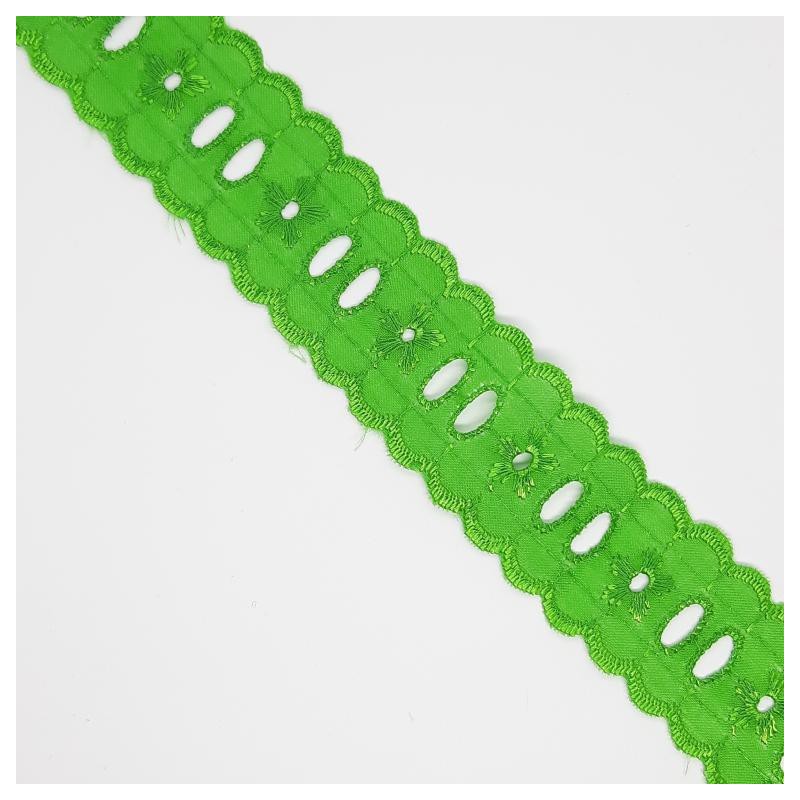 Tira bordada seda con pasacinta 2,5 cms 