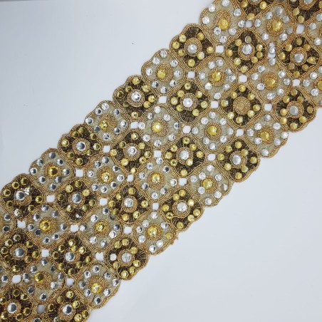 Galón fantasía dorado brillante. 