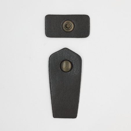 Broche cierre de piel marrón de sujeción perfecta 