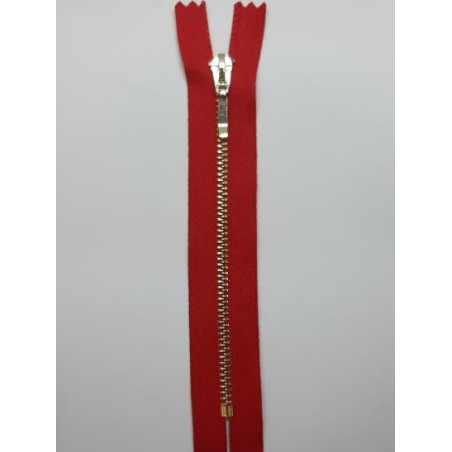 Cremallera roja 25 cms malla oro claro visible