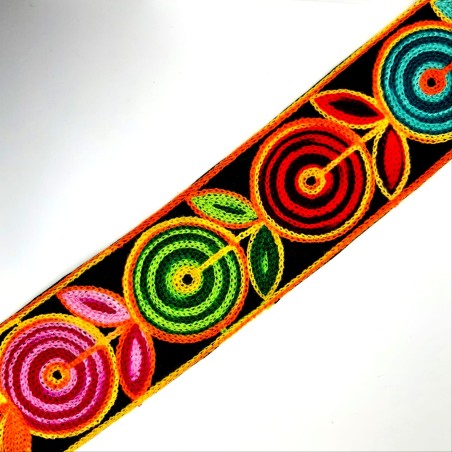 Galón lana flores bordadas circulares multicolor