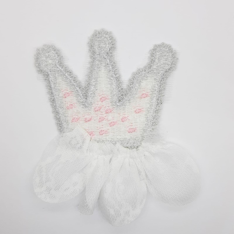 Aplique infantil corona de tul.