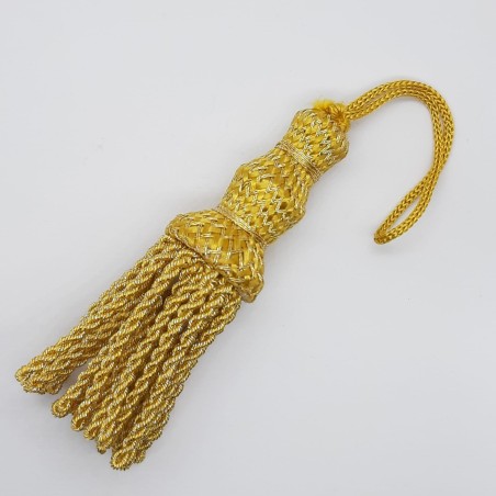 Borla metalizada dorada