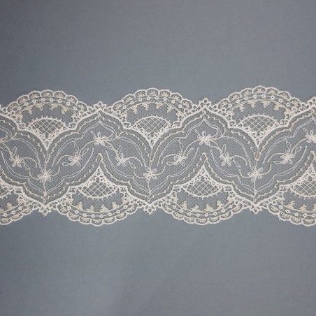 Entredos tul bordado puntas beige. Encaje ideal para ceremonias