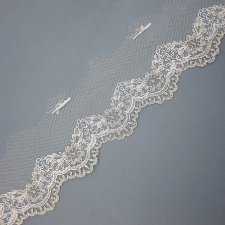 Entredos encaje tul bordado efecto plata