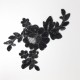 Aplicación flor lentejuelas negro termoadhesivo 