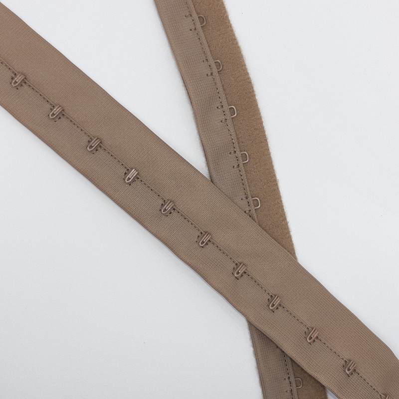 Cinta corchetera una fila visón para lencería y corsetería 