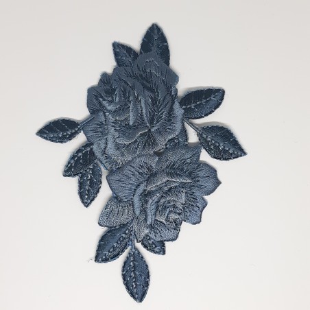 Aplicación bordada termoadhesiva floral vaquera