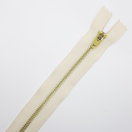 Cremallera metálica diente dorado 16 cms beige
