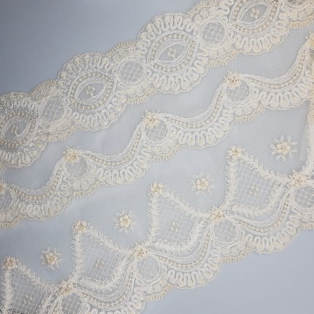 Encaje tul bordado beige de 10 cms especial para ceremonias