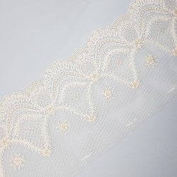 Encaje tul bordado beige de 10 cms especial para ceremonias 2