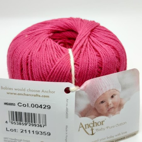 Ovillo Anchor 100% algodón. Hilo perlé mate para prendas delicadas de bebe.