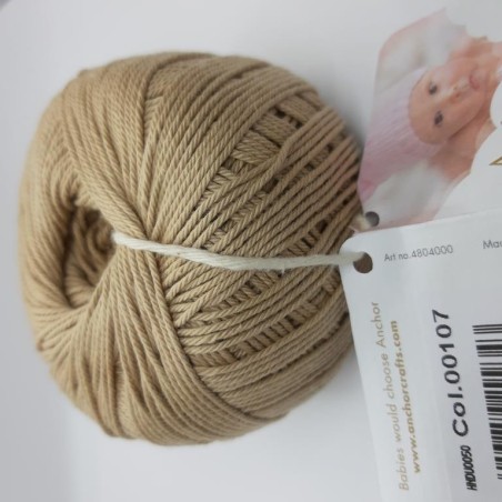 Ovillo Anchor 100% algodón. Hilo perlé mate para prendas delicadas de bebe.