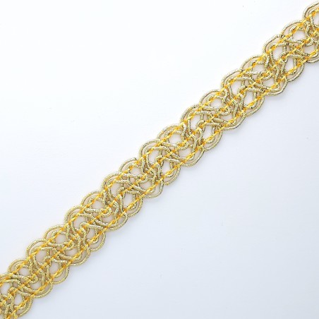 Galón pasamanería metalizada dorada 1,5 cms para remates y acabados. 