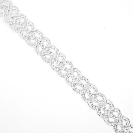 Galón pasamanería metalizada plateada de 1,5 cms para remates y acabados.