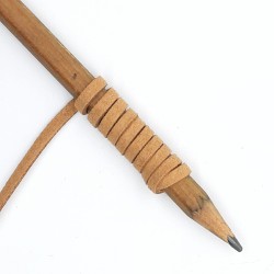 Cinta de antelina color burdeos mate de 3 mm. 2