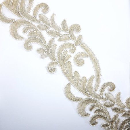 Galón fantasía dorado de 8 cms. 