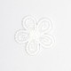 Aplique flor decorativa termoadhesiva de 2,5 cms color blanco