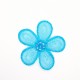 Aplicación flor termoadhesiva con perlas decorativas de color turquesa