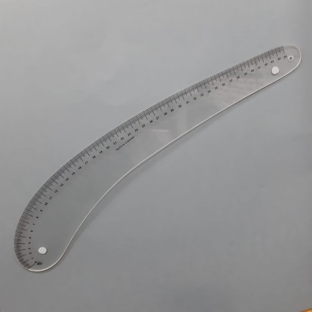 Curva variable impresa en mm y cms.