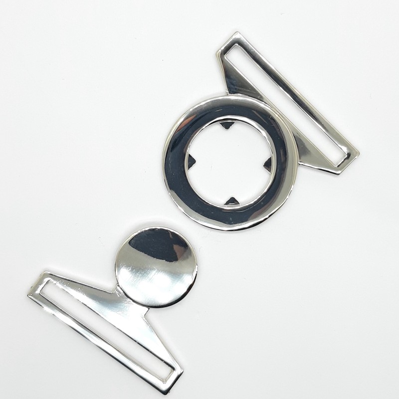 Hebilla metálica plateada de 4 cms para cinturones elásticos