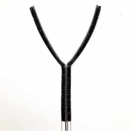 Cuello decorativo de cristal toupis y cadenas color negro