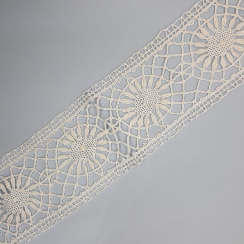 Puntilla entredos encaje de bolillo hecho a mano blanco roto