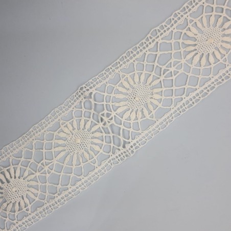 Puntilla entredos encaje de bolillo hecho a mano blanco roto