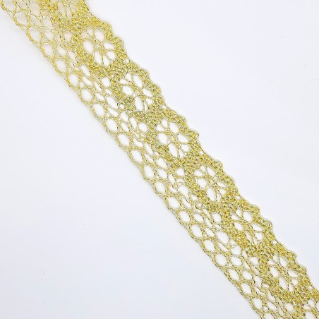Encaje bolillo dorado metalizado 22 mm. Adorno elegante y distinguido para embellecer tus prendas y complementos. 