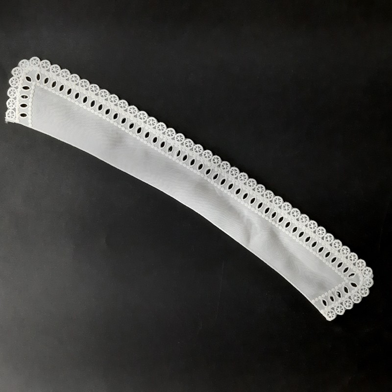 Cuello bordado blanco de 45 cms para jerseys, sudaderas, camisetas,..