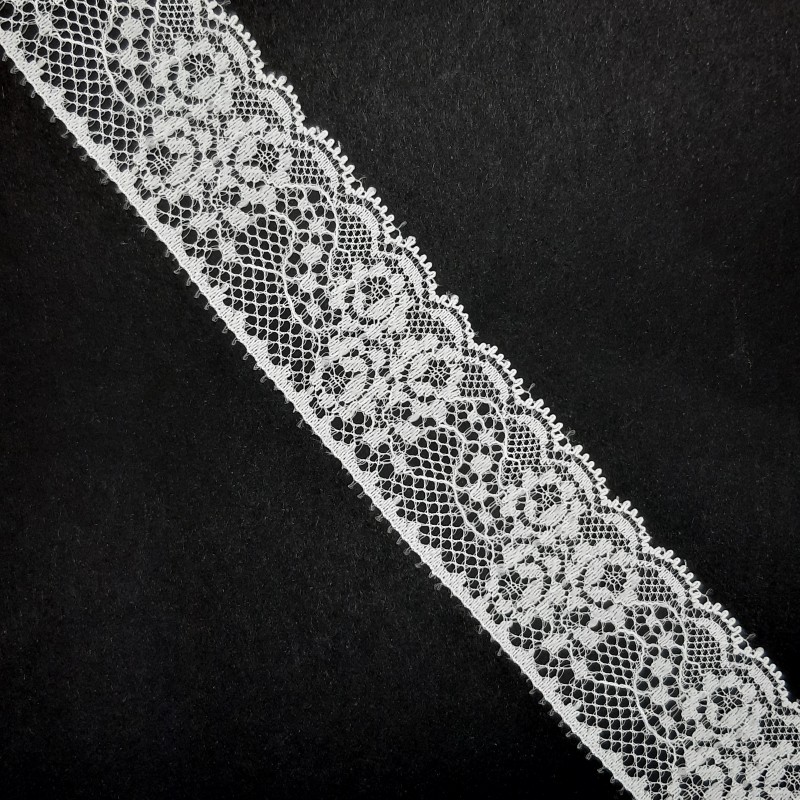 Juego entredos y encajes de nylon color beige con flores especial ceremonias