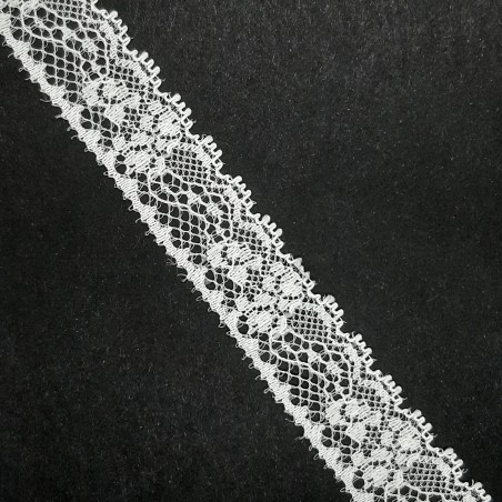 Juego entredos y encajes de nylon color beige con flores especial ceremonias