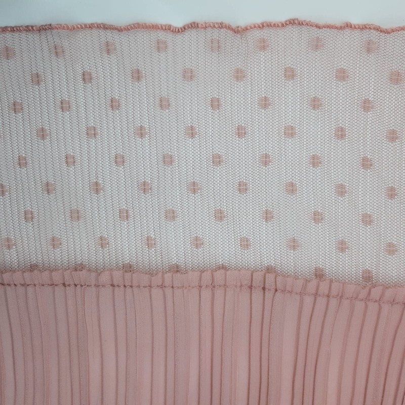 Volante plisado maquillaje con tul y con topos decorativos de 13 cms. Ideal para remates y dar volumen en prendas y complementos