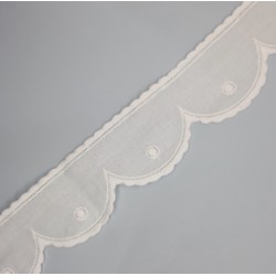 Tira bordada blanca con ondas 4 cms 