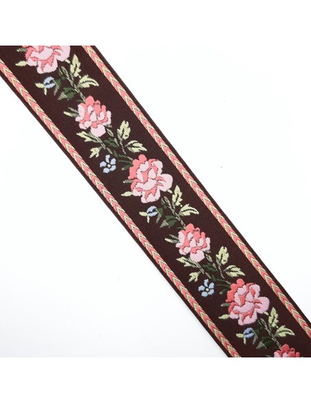 Tapacosturas granate con flores bordadas de 4 cms