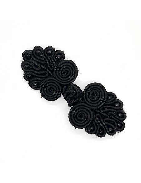 Alamar cierre pasamanería con perlas de color negro