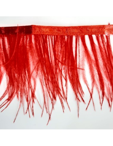 Fleco con plumas de avestruz color rojo