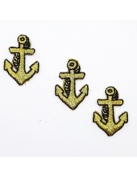 Aplicación ancla bordada metalizada color oro termoadhesiva