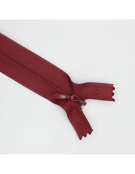 Cremallera invisible malla 3 cerrada burdeos