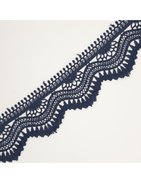 Encaje guipur algodón de color azul marino mate de 6 cms