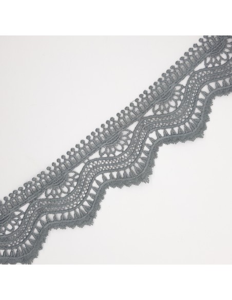 Encaje guipur algodón de color gris mate de 6 cms