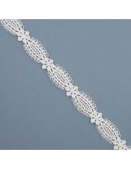 Puntilla guipur flor 1,5 cms de color blanco