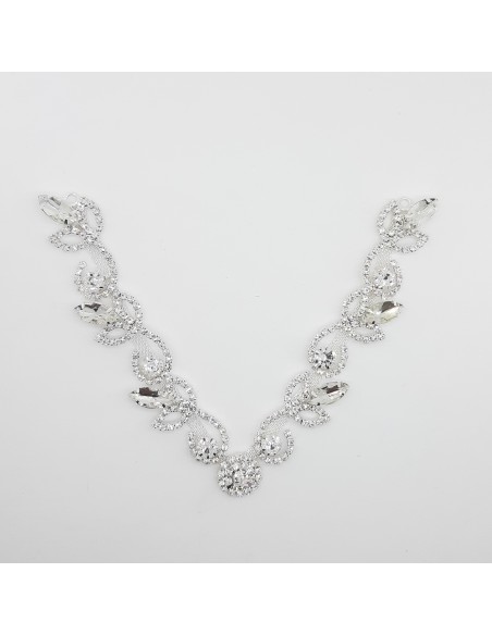 Aplicación para cuello con piedras strass