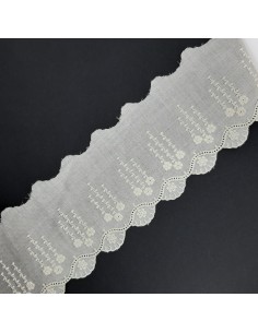 Tira bordada beige con puntas 7 cms