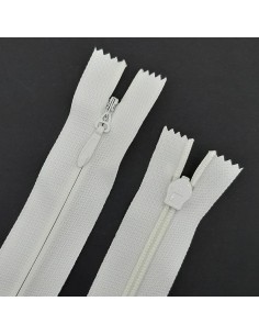 Cremallera invisible especial resistente negra de 35 cms 2