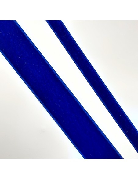 Cinta de terciopelo azulón