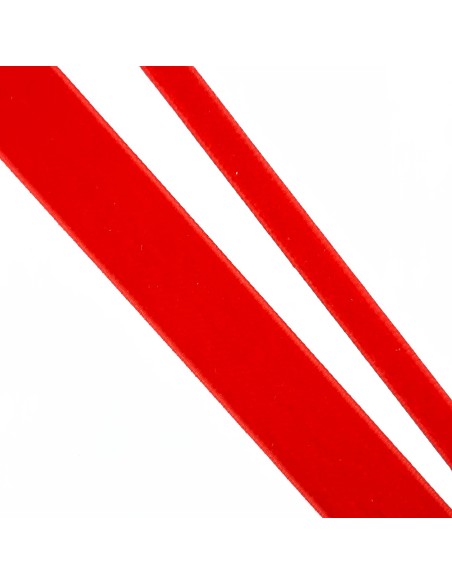 Cinta de terciopelo rojo